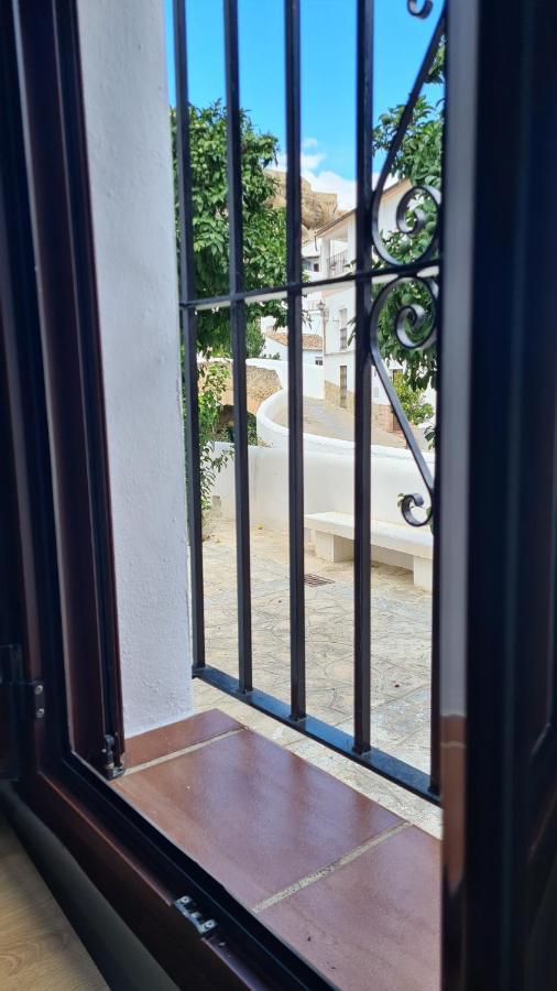 Setenil De Las Bodegas Apartamento Puente Triana מראה חיצוני תמונה